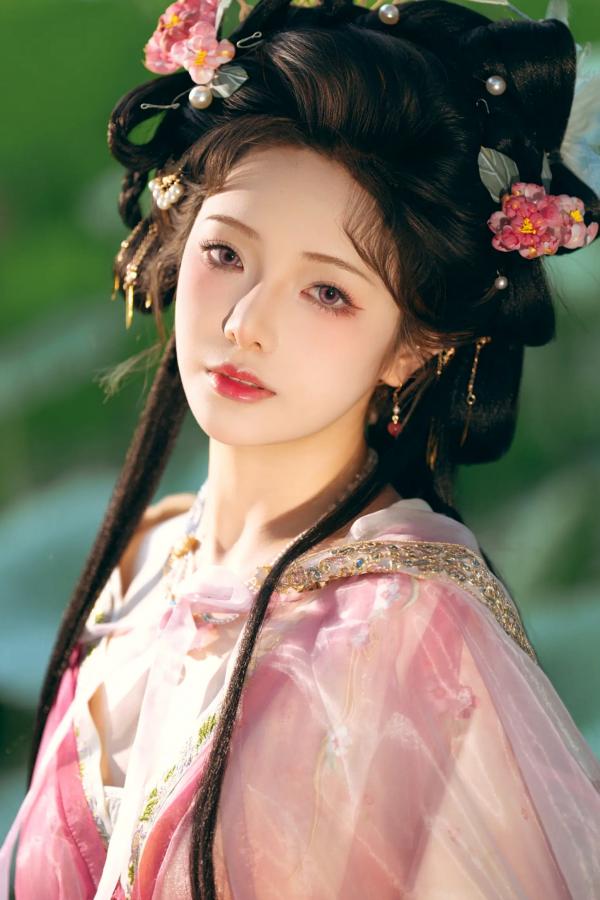    雯妹 - 荷塘月色古风汉服写真 祝您中秋快乐owo [20P]第6张图片