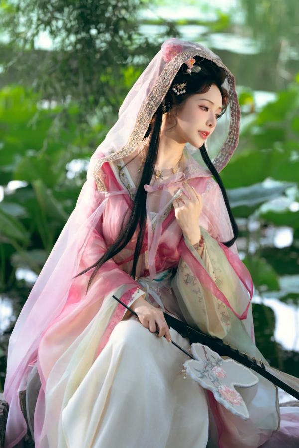    雯妹 - 荷塘月色古风汉服写真 祝您中秋快乐owo [20P]第10张图片