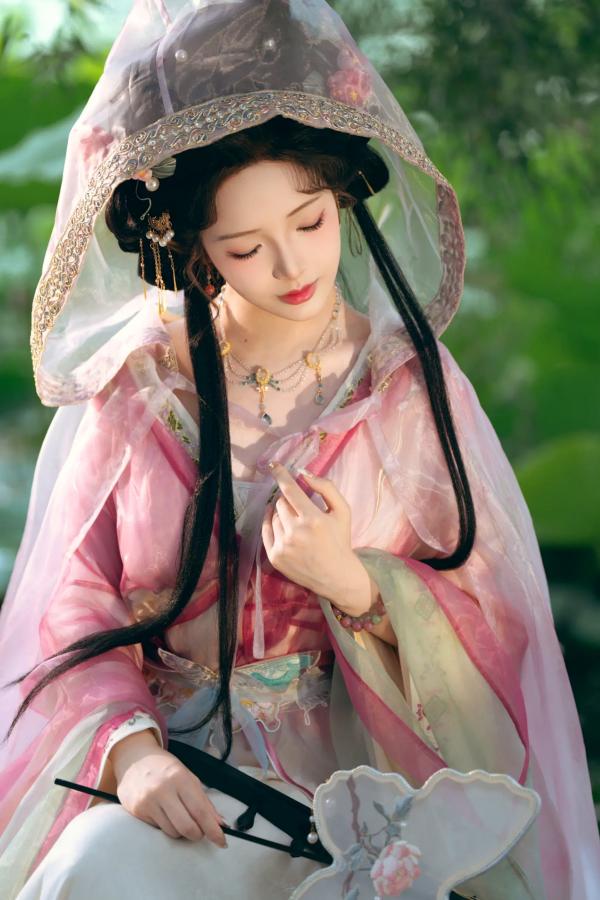    雯妹 - 荷塘月色古风汉服写真 祝您中秋快乐owo [20P]第11张图片
