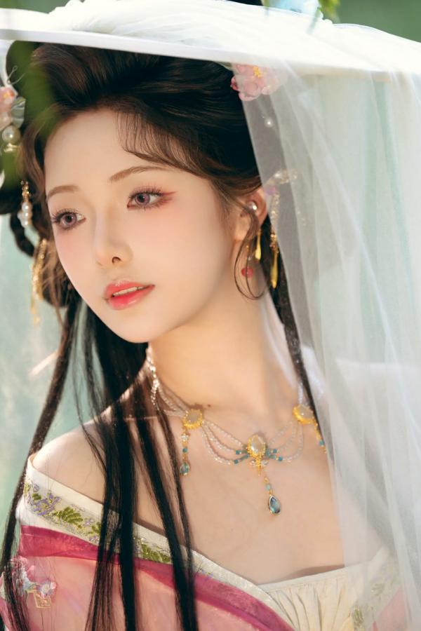    雯妹 - 荷塘月色古风汉服写真 祝您中秋快乐owo [20P]第15张图片