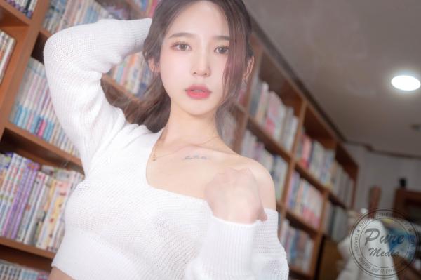    韩国美女Yeha-梦想中的图书馆女孩-Pure-Media-清纯学妹室内私房诱惑大尺度写着风格展现第51张图片