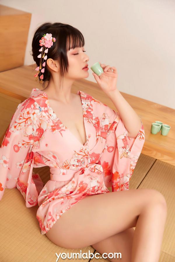    YouMi尤蜜 尹兒《居酒屋的快乐》日系和服私房写真，白嫩诱惑与清纯风情的完美结合第8张图片