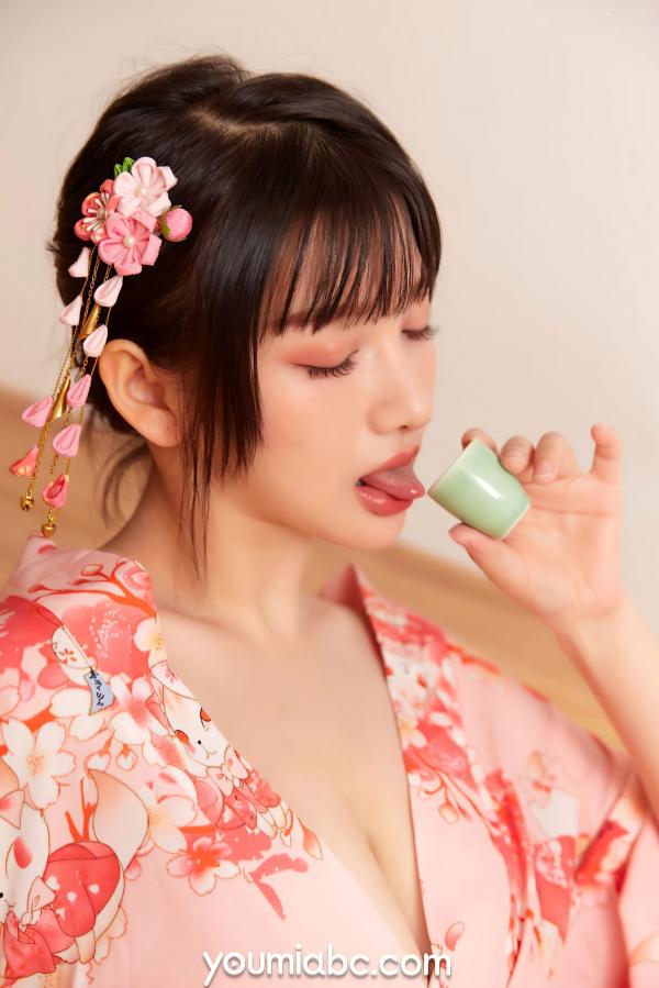    YouMi尤蜜 尹兒《居酒屋的快乐》日系和服私房写真，白嫩诱惑与清纯风情的完美结合第9张图片