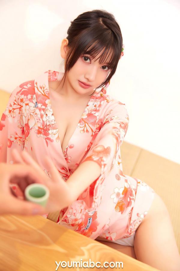    YouMi尤蜜 尹兒《居酒屋的快乐》日系和服私房写真，白嫩诱惑与清纯风情的完美结合第20张图片