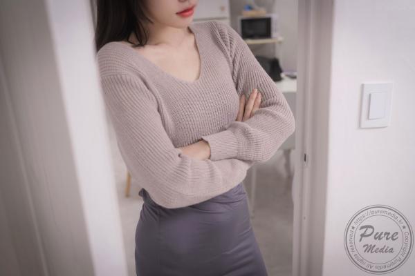    韩国美女Hina与Sira姐妹花：Pure Media第270期，极致大尺度私房写真，唯美亲密互动，性感诱惑视觉盛宴第52张图片