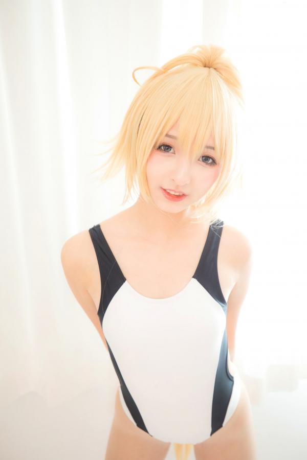    神楽坂真冬《Fate/Grand Order》白贞德角色扮演泳装写真，私房照与户外夜景完美结合，极致还原动漫少女萌系诱惑第54张图片