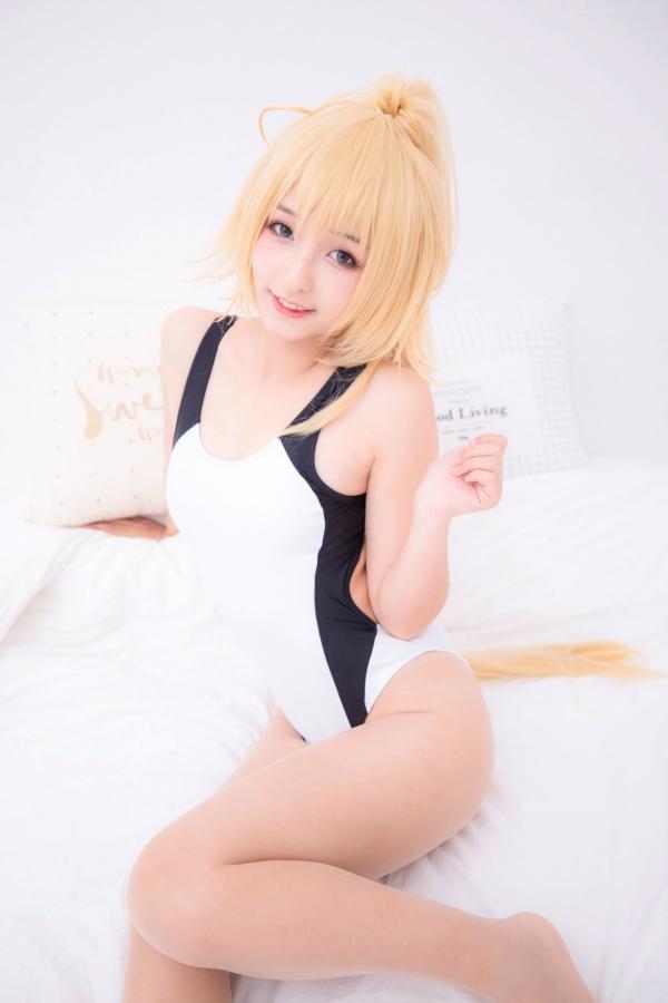    神楽坂真冬《Fate/Grand Order》白贞德角色扮演泳装写真，私房照与户外夜景完美结合，极致还原动漫少女萌系诱惑第110张图片