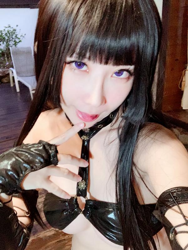    楊衣Yangyi - 女天狗温泉私房写真，极致漆皮绑带造型，尽显角色扮演的妖艳风情与火辣身材，大尺度视觉盛宴第33张图片