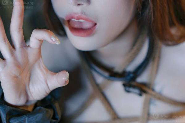    鹿八岁 牧畜计划VOL.2 绳艺捆绑 蕾丝内衣 黑色风衣 性感女神私房写真 [121P]第110张图片