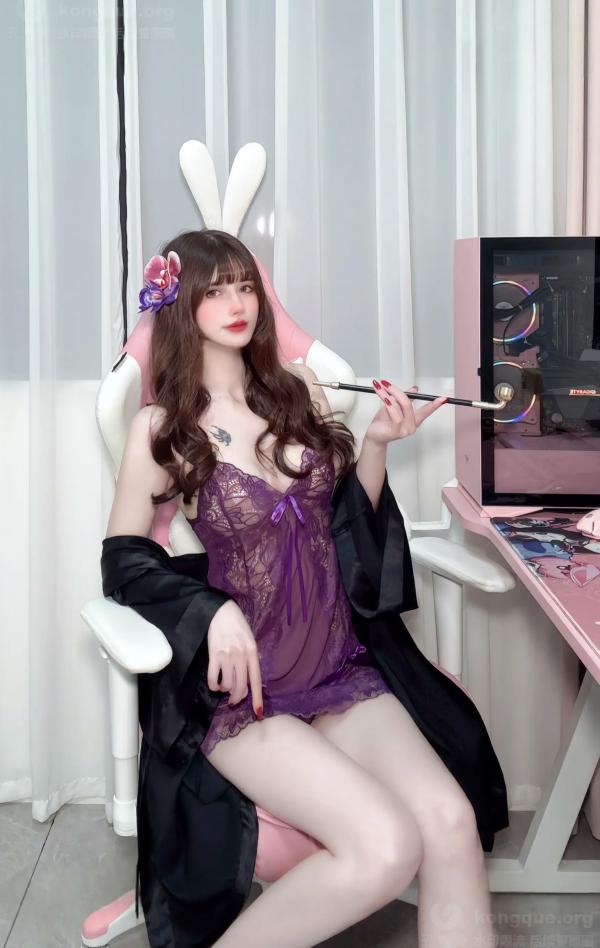    鹿八岁紫色蕾丝诱惑私房照，粉色电竞椅上的大胆自拍 [32P]第10张图片