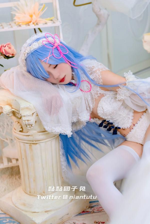    黏黏团子兔-Rem婚纱诱惑角色扮演，白丝蕾丝梦幻私房写真第6张图片