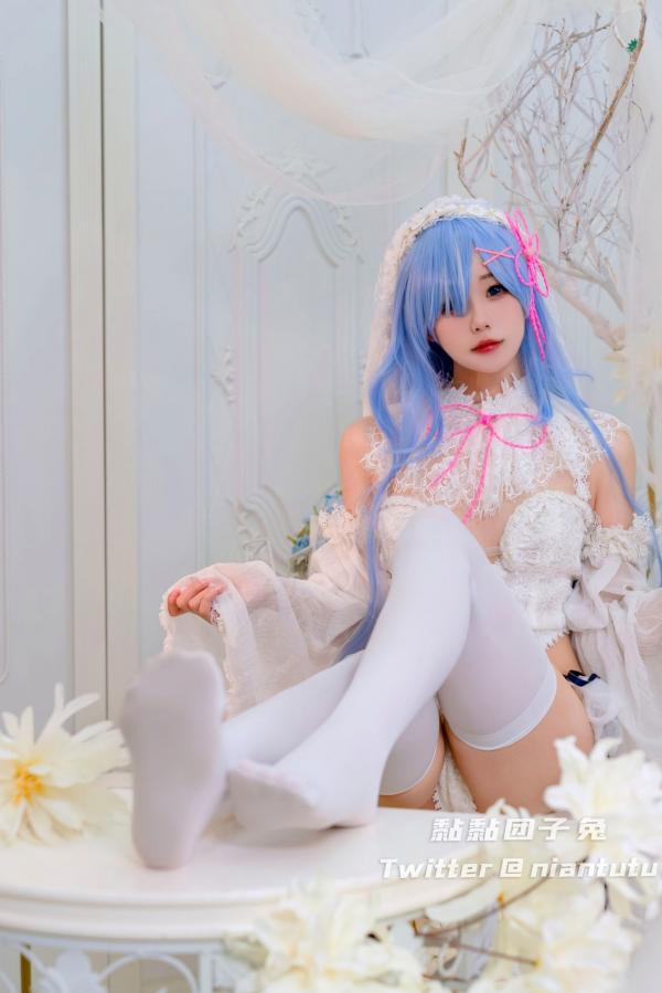    黏黏团子兔-Rem婚纱诱惑角色扮演，白丝蕾丝梦幻私房写真第9张图片