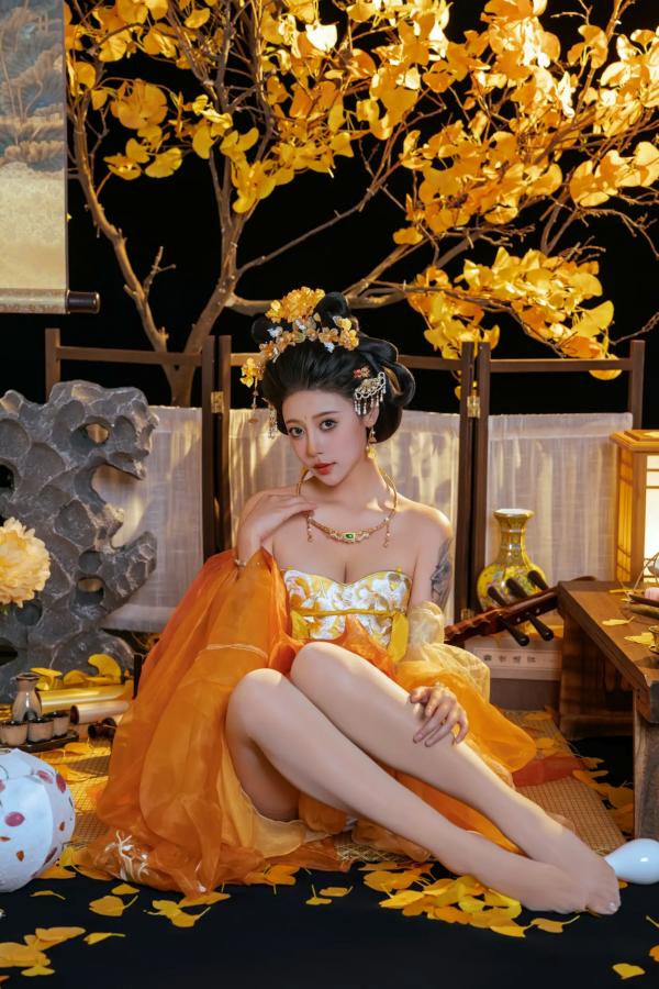 奈汐酱nice 奈汐酱  奈汐酱nice - 金笺寄月：绝美国风古装私房写真，半透薄纱与丝袜的极致诱惑，古典韵味与现代性感完美交融第20张图片