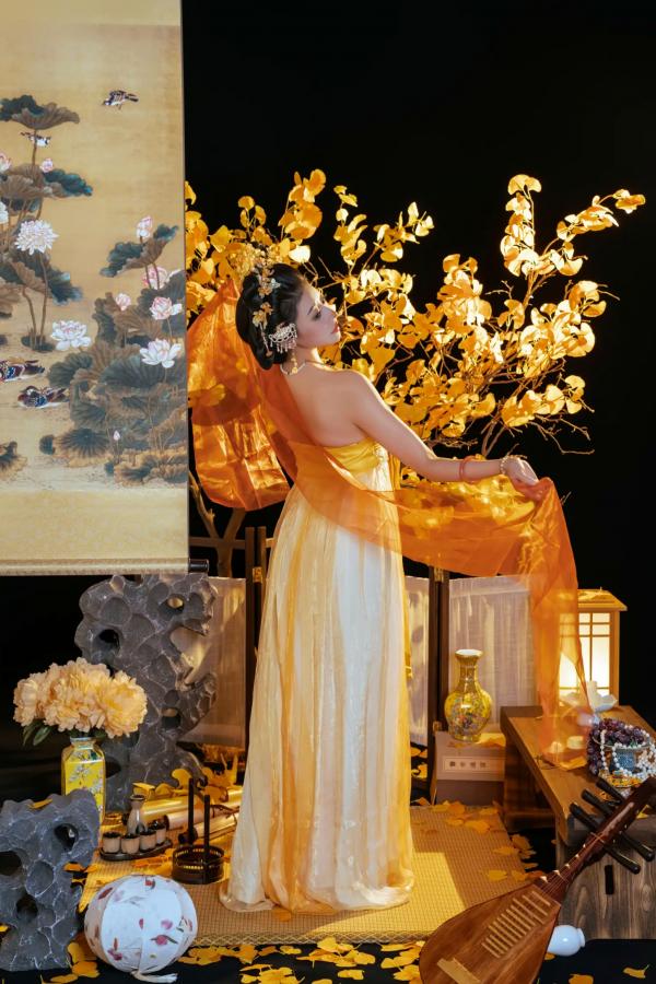 奈汐酱nice 奈汐酱  奈汐酱nice - 金笺寄月：绝美国风古装私房写真，半透薄纱与丝袜的极致诱惑，古典韵味与现代性感完美交融第40张图片