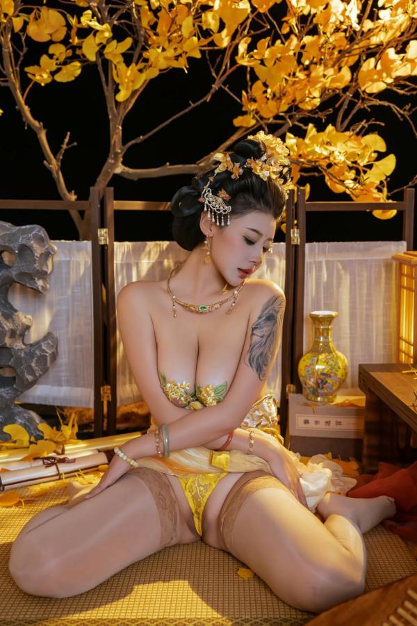 奈汐酱nice 奈汐酱  奈汐酱nice - 金笺寄月：绝美国风古装私房写真，半透薄纱与丝袜的极致诱惑，古典韵味与现代性感完美交融第53张图片