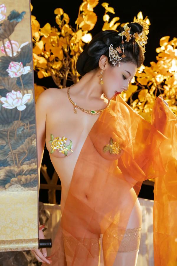 奈汐酱nice 奈汐酱  奈汐酱nice - 金笺寄月：绝美国风古装私房写真，半透薄纱与丝袜的极致诱惑，古典韵味与现代性感完美交融第89张图片