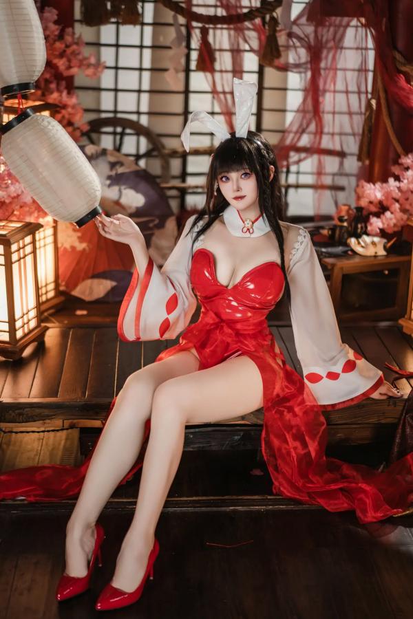   Natsuko夏夏子碧蓝航线大山巫女兔COS写真，极品兔女郎和风连体衣性感大尺度身材，唯美樱花室内私房摄影[71P]第13张图片