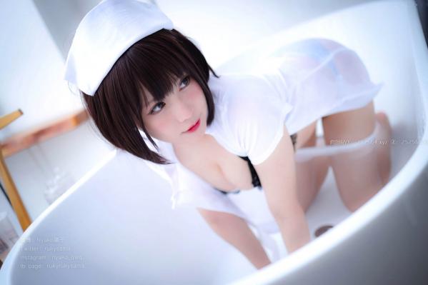   Nyako喵子-护士制服诱惑与黑丝私房写真，童颜巨乳的极致魅力，清新与性感并存的绝美演绎第27张图片
