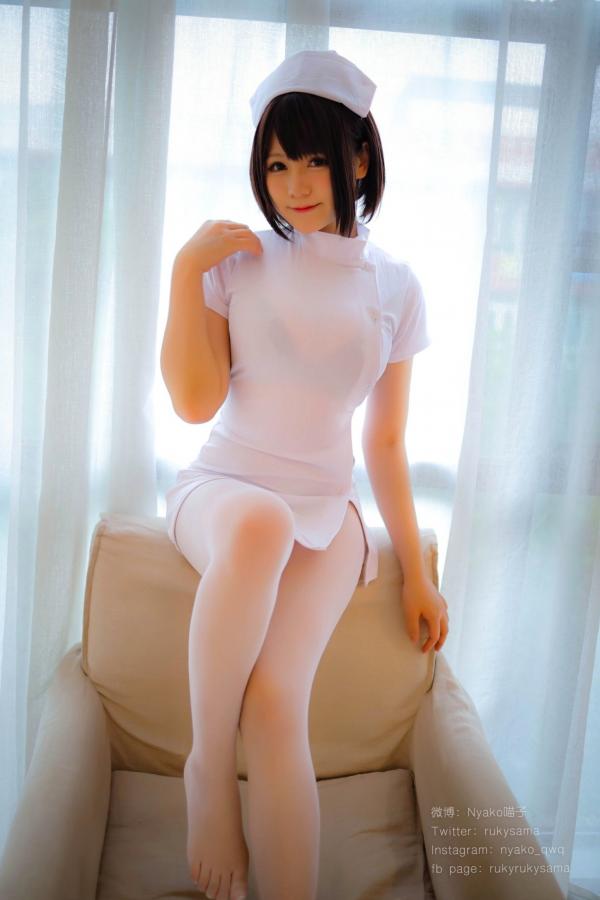    Nyako喵子-护士制服诱惑与黑丝私房写真，童颜巨乳的极致魅力，清新与性感并存的绝美演绎第126张图片