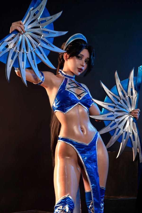    梅子-Umeko-J真人快打吉塔娜Kitana极致Cosplay写真，香汗淋漓展现野性冷艳美与逆天曲线第4张图片