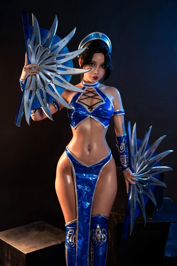    梅子-Umeko-J真人快打吉塔娜Kitana极致Cosplay写真，香汗淋漓展现野性冷艳美与逆天曲线第6张图片