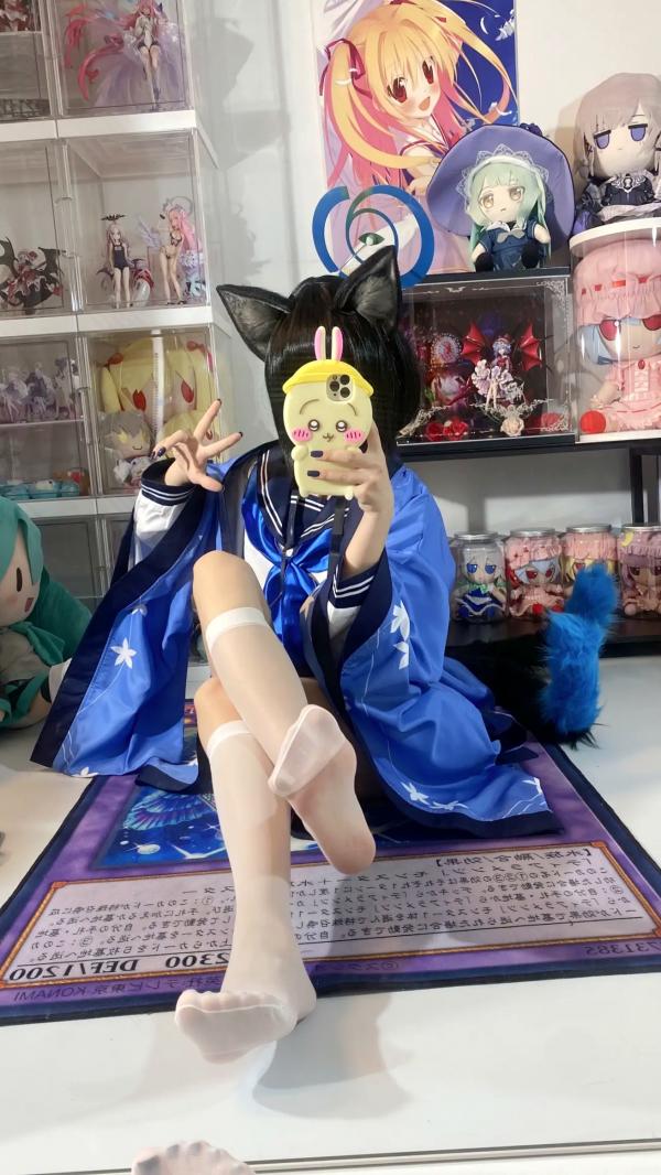    白栎Shirly桔梗COS欣赏：二次元动漫屋里的猫耳美少女，水手服丝袜诱惑，极致足控福利，可爱与性感的碰撞[65P]第19张图片