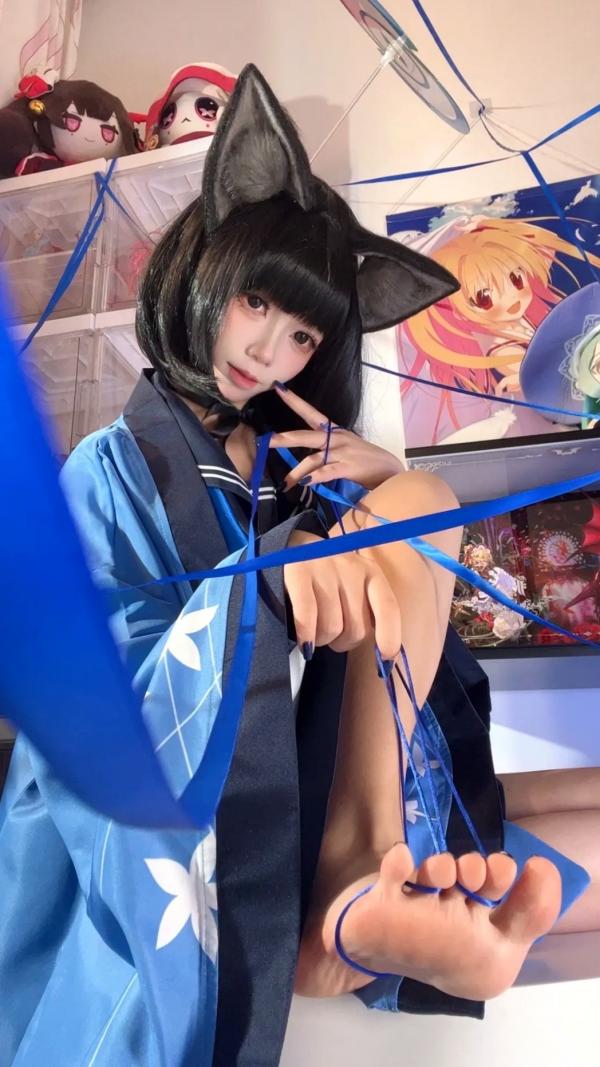    白栎Shirly桔梗COS欣赏：二次元动漫屋里的猫耳美少女，水手服丝袜诱惑，极致足控福利，可爱与性感的碰撞[65P]第28张图片