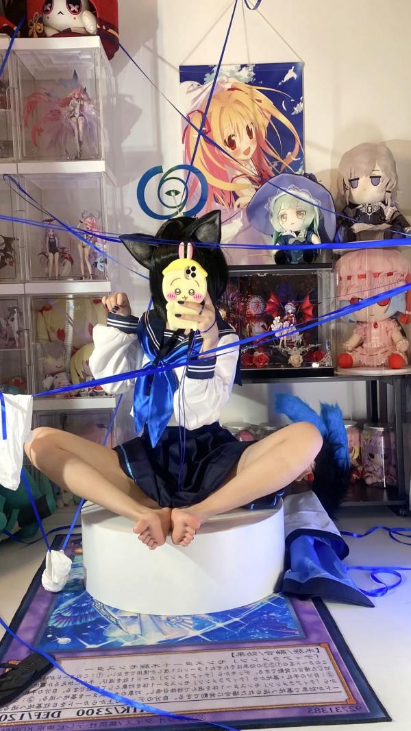    白栎Shirly桔梗COS欣赏：二次元动漫屋里的猫耳美少女，水手服丝袜诱惑，极致足控福利，可爱与性感的碰撞[65P]第36张图片