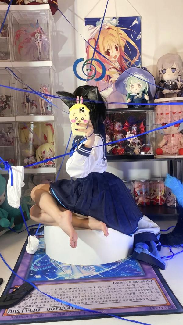    白栎Shirly桔梗COS欣赏：二次元动漫屋里的猫耳美少女，水手服丝袜诱惑，极致足控福利，可爱与性感的碰撞[65P]第40张图片