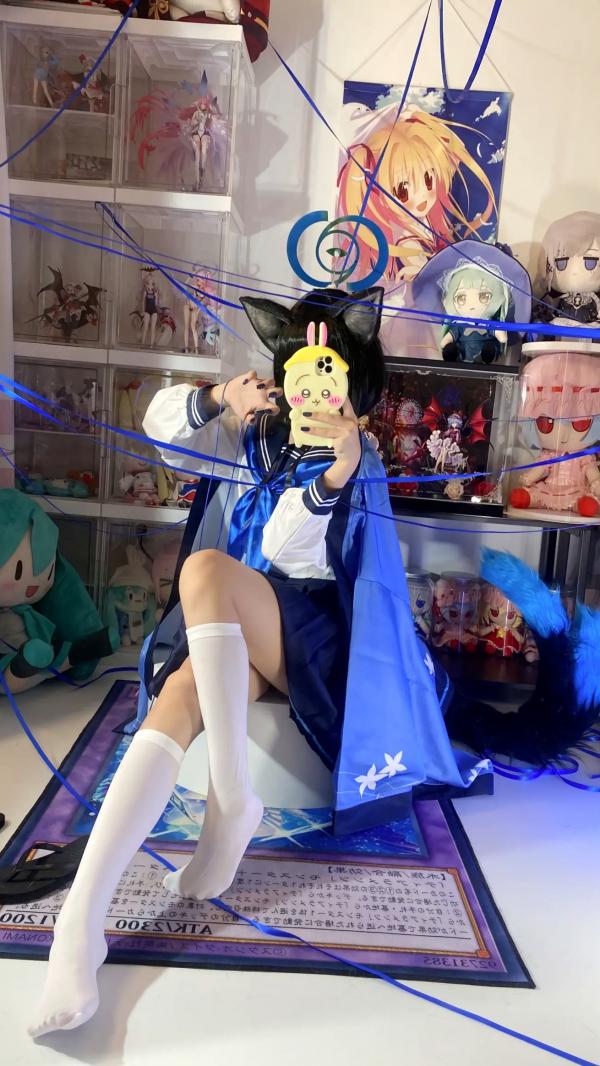    白栎Shirly桔梗COS欣赏：二次元动漫屋里的猫耳美少女，水手服丝袜诱惑，极致足控福利，可爱与性感的碰撞[65P]第45张图片
