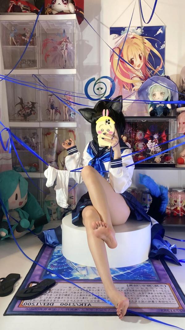    白栎Shirly桔梗COS欣赏：二次元动漫屋里的猫耳美少女，水手服丝袜诱惑，极致足控福利，可爱与性感的碰撞[65P]第47张图片