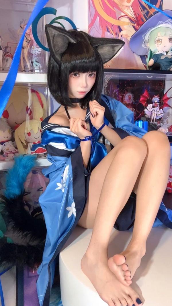    白栎Shirly桔梗COS欣赏：二次元动漫屋里的猫耳美少女，水手服丝袜诱惑，极致足控福利，可爱与性感的碰撞[65P]第52张图片