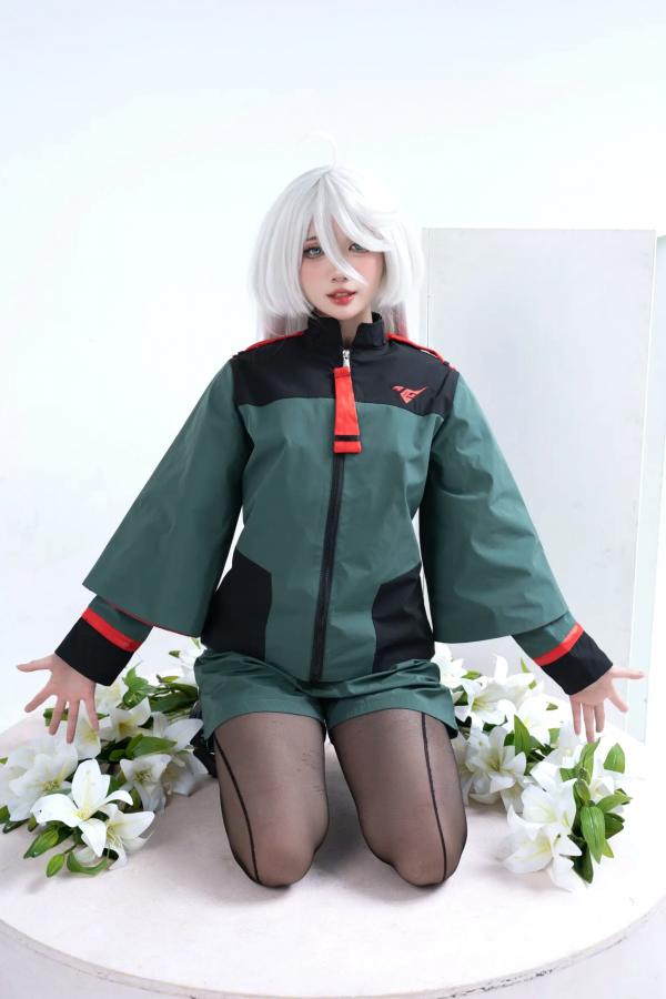    PoppaChan米奥琳涅绝美Cosplay：冷艳银发少女与百合花，大胆衣着尽显禁忌诱惑[40P]第3张图片