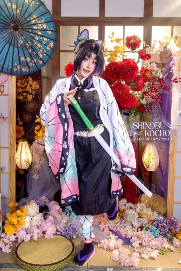   Byoru - 《鬼灭之刃》蝴蝶忍COSPLAY角色扮演 - 大尺度精选写真集 [71P]第1张图片