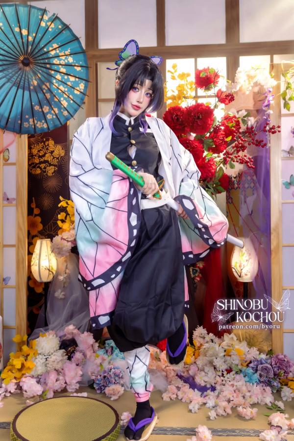    Byoru - 《鬼灭之刃》蝴蝶忍COSPLAY角色扮演 - 大尺度精选写真集 [71P]第2张图片