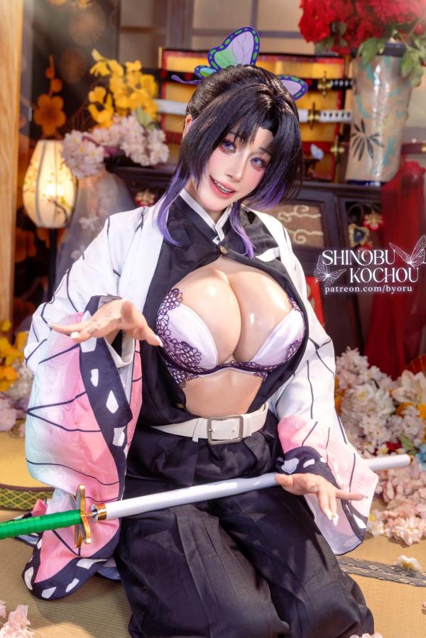    Byoru - 《鬼灭之刃》蝴蝶忍COSPLAY角色扮演 - 大尺度精选写真集 [71P]第12张图片