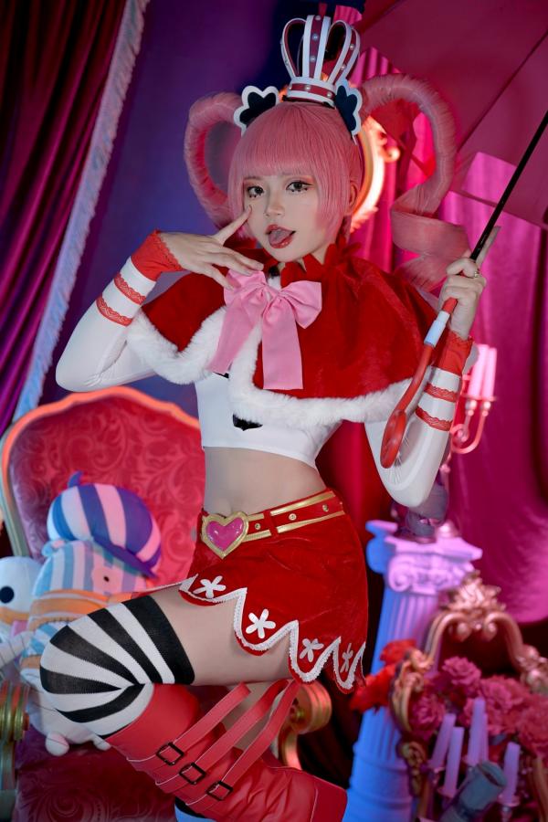    ZinieQ《海贼王》佩罗娜COS：极致诱惑私房写真，次元级清纯火辣演绎第1张图片