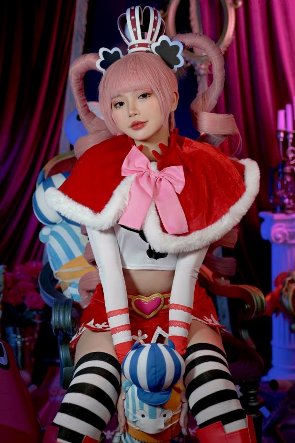    ZinieQ《海贼王》佩罗娜COS：极致诱惑私房写真，次元级清纯火辣演绎第10张图片