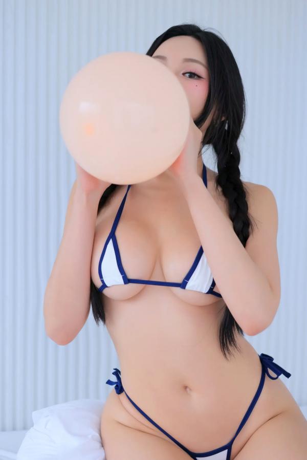    Dongeuran - Balloon 气球比基尼私房写真，清纯面孔下隐藏的极致诱惑与曼妙曲线第27张图片
