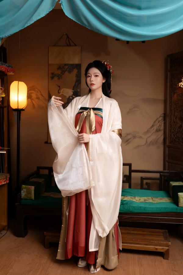    陆萱萱与安然古风私房写真：唯美古装闺蜜诱惑，展现绝色韵味[105P]第1张图片