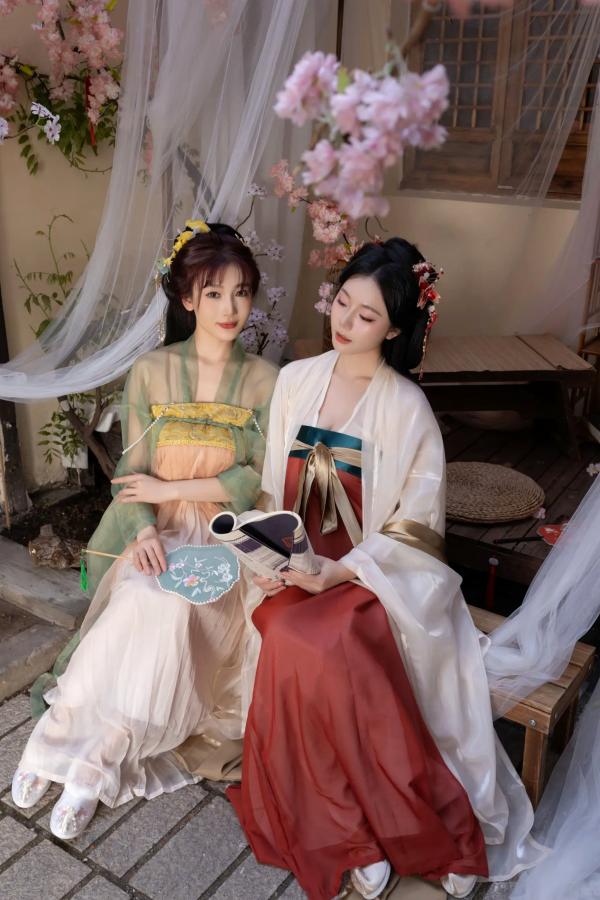    陆萱萱与安然古风私房写真：唯美古装闺蜜诱惑，展现绝色韵味[105P]第8张图片