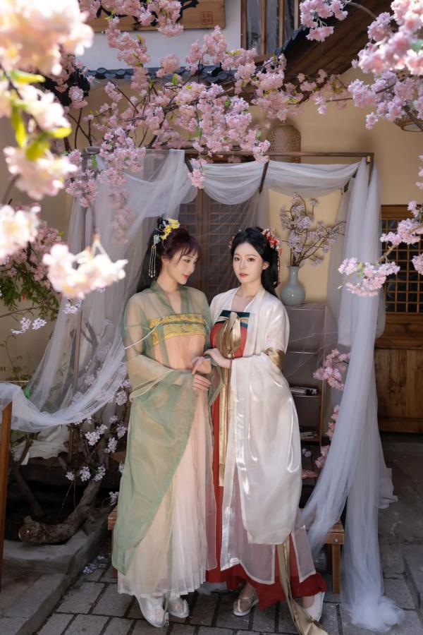    陆萱萱与安然古风私房写真：唯美古装闺蜜诱惑，展现绝色韵味[105P]第11张图片