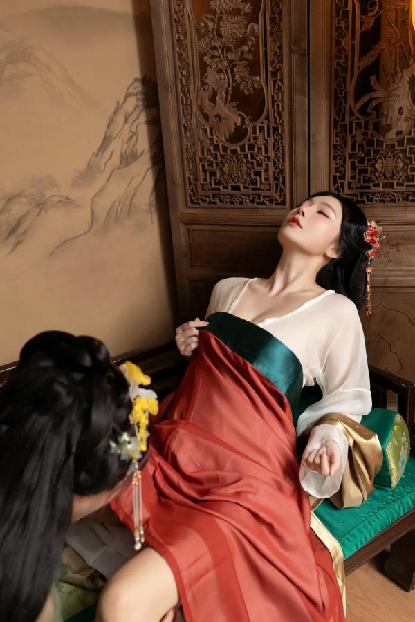    陆萱萱与安然古风私房写真：唯美古装闺蜜诱惑，展现绝色韵味[105P]第49张图片