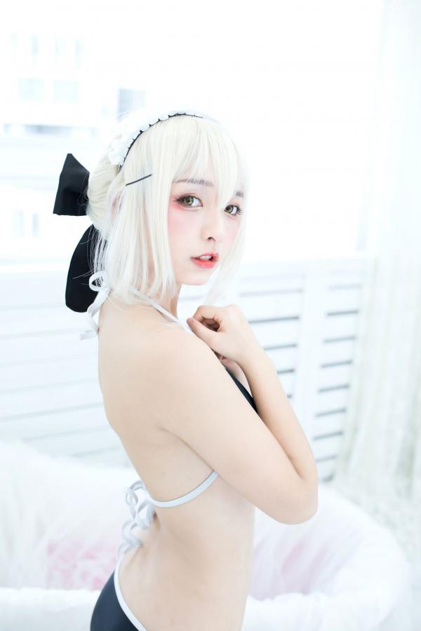    神楽坂真冬-008-绝对服从：高还原度FGO动漫COSPLAY写真，冷艳战斗装与极致身材完美融合，硬核魅惑第134张图片