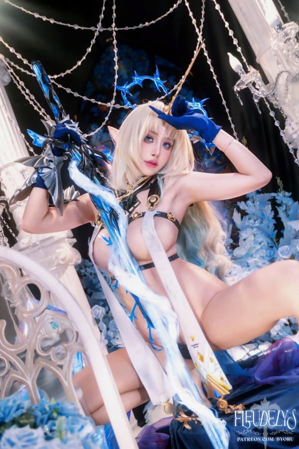    Byoru Fleurdelys绝美精灵Cosplay，华丽服饰勾勒傲人曲线，呈现极致诱惑的二次元女神影像第57张图片