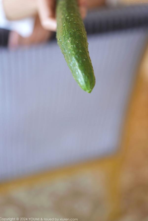    YouMi尤蜜荟-1063-赵可欣baby-OL白衬衫黑短裙黑丝，职场办公制服诱惑，知性眼镜女神性感丝袜私房写真-2024.05.16第80张图片