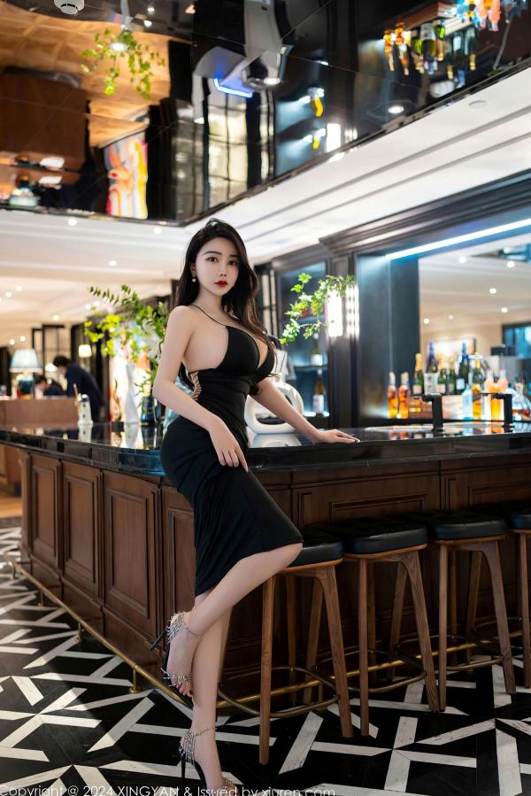    XingYan星颜社-240-李若汐-黑色吊带深V裙私房写真，极致黑丝诱惑，御姐气质大尺度室内摄影第15张图片