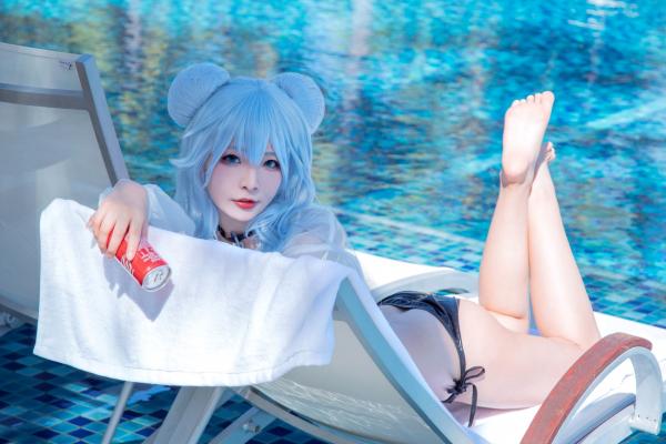    Yuuhui玉汇-013-PA15，二次元蓝发动漫少女户外泳池比基尼写真，清凉夏日清新性感美少女精选第6张图片