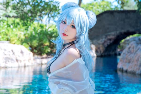   Yuuhui玉汇-013-PA15，二次元蓝发动漫少女户外泳池比基尼写真，清凉夏日清新性感美少女精选第19张图片