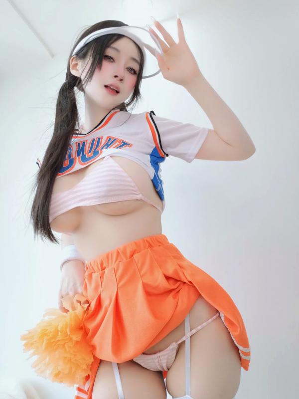    Coser小姐姐白银 - 啦啦队 [105P]第76张图片